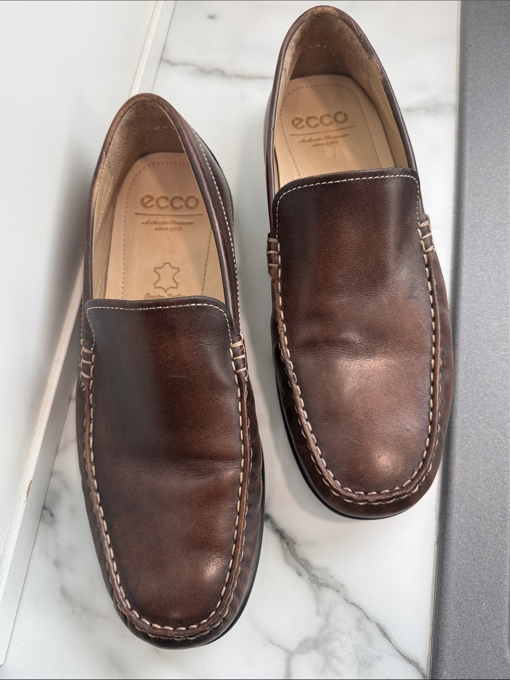Ecco Men's Dark Brown Leather Slip-On Loafers Size 43